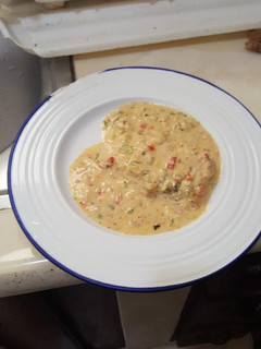 Una foto de Pechugas de pollo con crema de vegetales