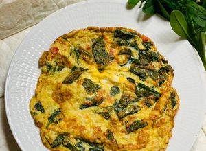 Foto resep Telur Dadar Daun Ginseng