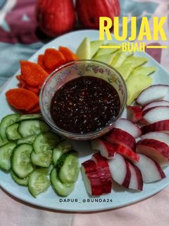 Foto resep Rujak Buah🥒🍍