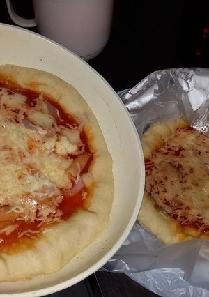 Foto resep Pizza teflon (bakulan jualan ku)
