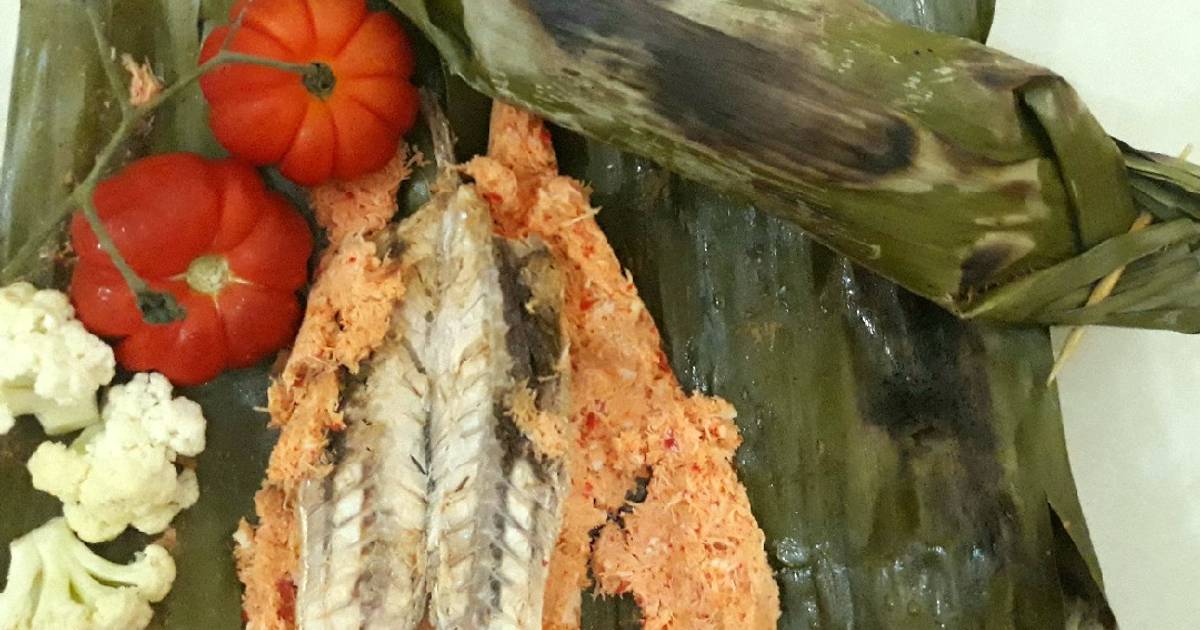  Resep  Brengkes pindang Pepes  ikan  salem  sedaaapp oleh 