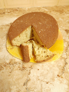 A picture of Orange cake.