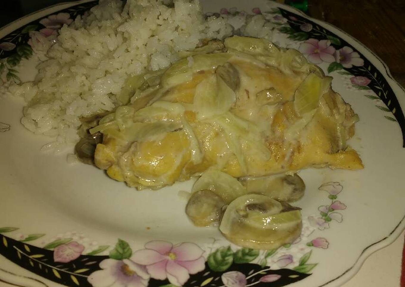 Pollo con Champiñones