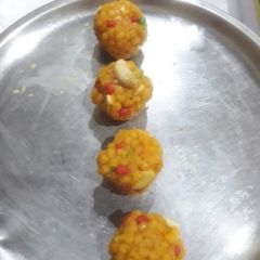 Boondi ladoo A picture of Boondi ladoo.
