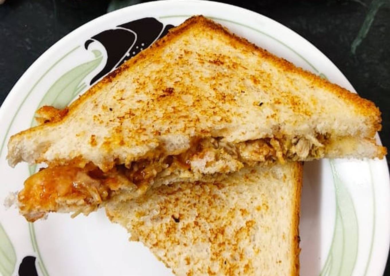 Chicken coleslaw Sandwich