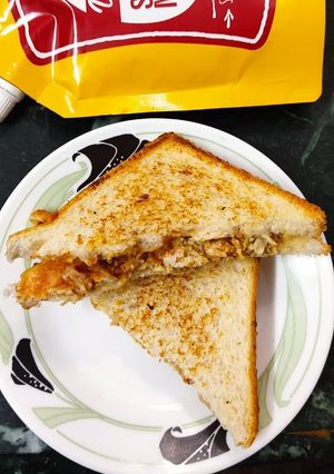 A picture of Chicken coleslaw Sandwich.