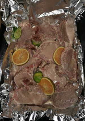 Una foto de Cerdo+limón+sal