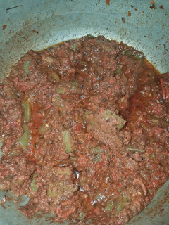 Una foto de Chorizo con frijoles y nopales