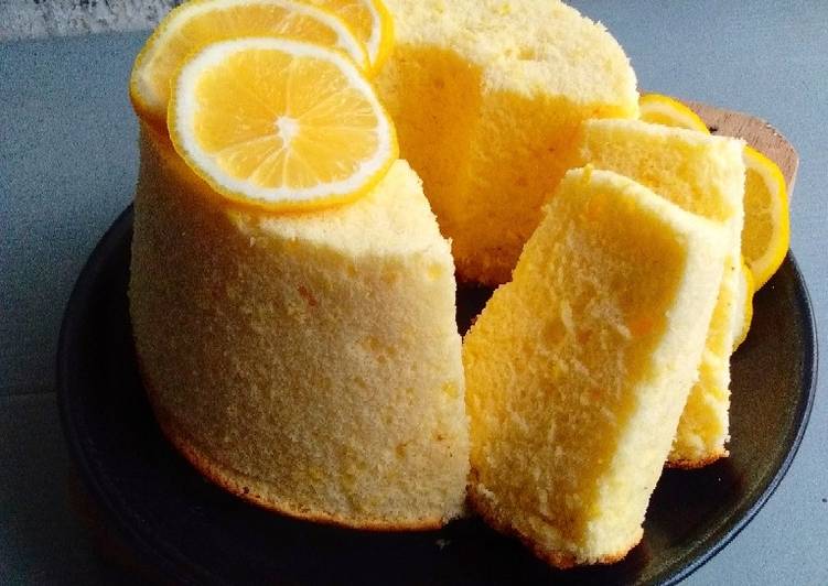 Lemon chiffon cake