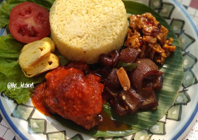 Nasi Kuning Sederhana