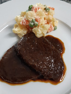 Una foto de Asado Negro como lo hace mi papá