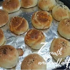 A picture of Assorted Soft Dinner Rolls.