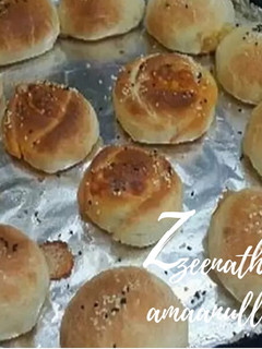 A picture of Assorted Soft Dinner Rolls.