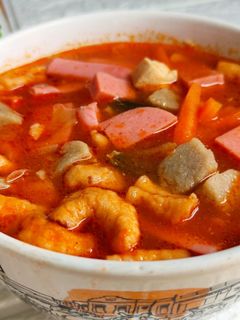 Foto resep Sup merah sosis bakso