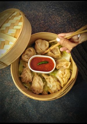চিকেন মোমো(chicken momo recipe in Bengali) রেসিপির প্রধান ছবি