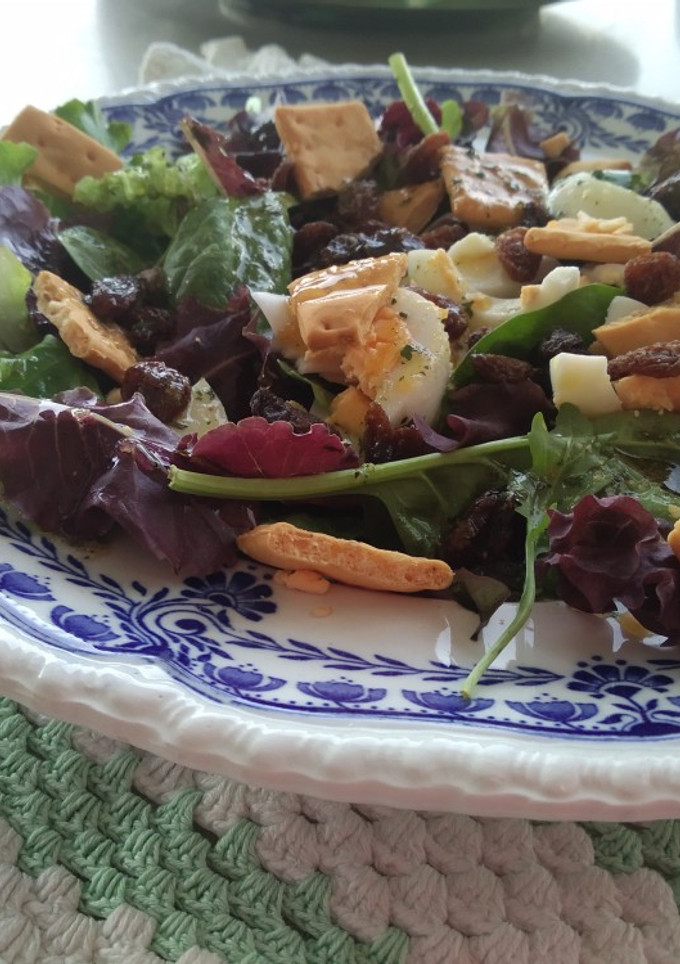 Una foto de Ensalada veloz de "Brotes tiernos"