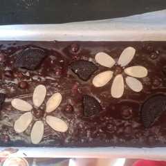 Shiny Fudgy Brownies by: Erlina Lim. Recook by: Ovie Kusmanty রেসিপির প্রধান ছবি