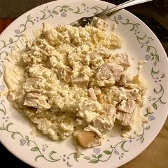 A picture of Alfredo Sauce.