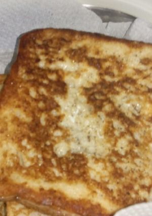 A picture of Cinnamon French Toast.