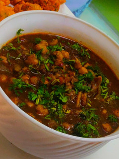 पंजाबी छोले (punjabi chole recipe in Hindi) रेसिपी मुख्य फोटो