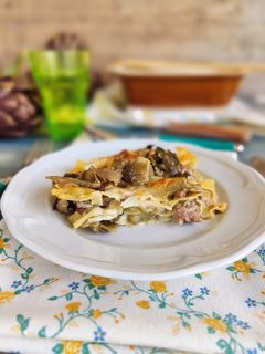 Foto di Lasagna carciofi salsiccia e provola affumicata