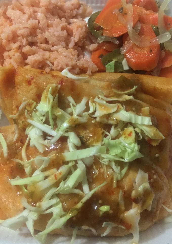 Una foto de Tacos al vapor estilo Jalisco