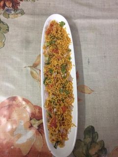आलू भुजिया चाट (Aloo bhujiya chat recipe in Hindi) रेसिपी मुख्य फोटो