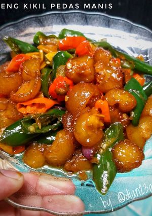 Foto resep #BikinRamadhanBerkesan dengan menu buka puasa di hari pertama dengan Oseng kikil 😁