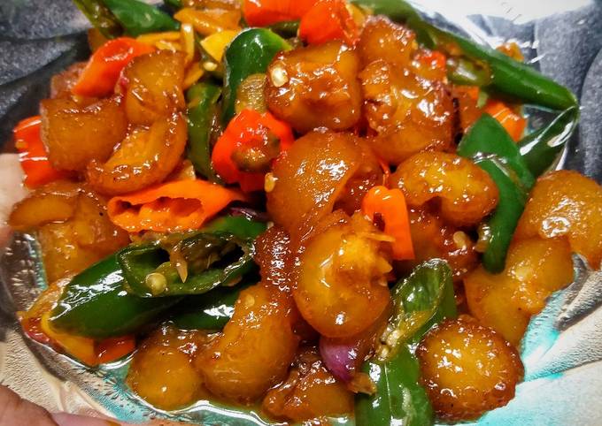 Resep #BikinRamadhanBerkesan dengan menu buka puasa di hari pertama dengan Oseng kikil 😁 yang Enak