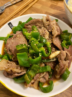 青椒肉片(燒肉醬口味) 的食譜成品照片