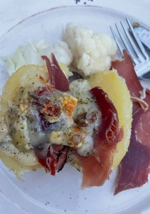 A picture of Raclette and Grill.