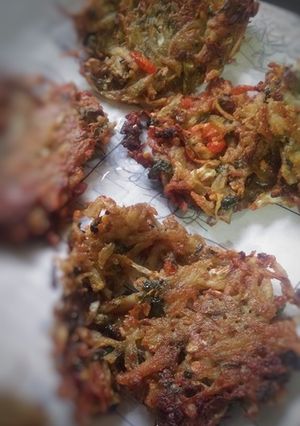 A picture of Kachalo ke pakora (Panjabi style pakorey).