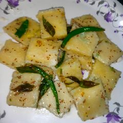 A picture of Rawa dhokla.