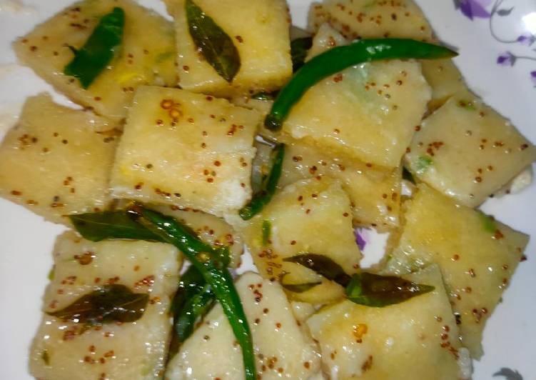 Rawa dhokla