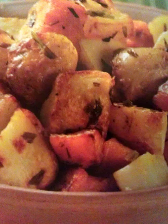 Recipe Roasted Potatoe Medley the Can Spoil the Tongue Tasty