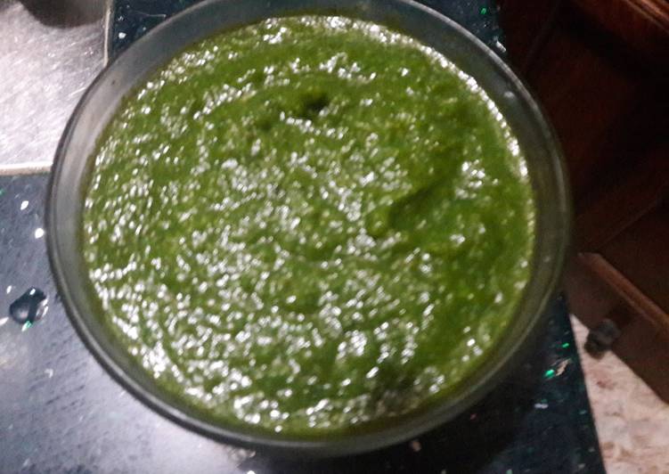 Steps to Make Any-night-of-the-week Dhania Pudina Chutney