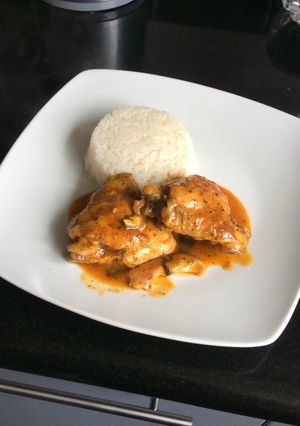 Una foto de Pollo al Huacatay