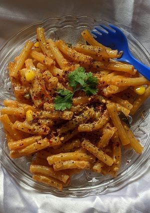 पास्ता (pasta recipe in marathi) रेसिपी चे मुख्य फोटो