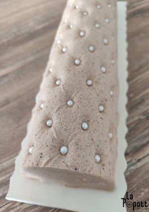 Une photo de Bûche citron praliné