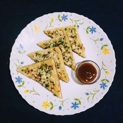 A picture of Chilli Cheese Toast.