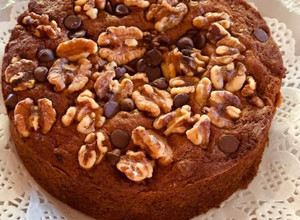 A picture of Walnut banana coffee cake/bread (oven recipe).