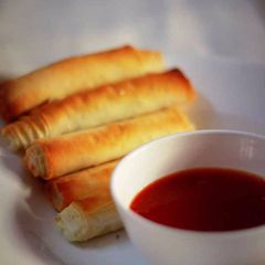 Phyllo cheese springrolls A picture of Phyllo cheese springrolls.