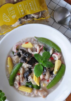 塔香蒜味雜食蠔菇粥 的食譜成品照片