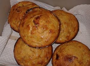 Una foto de Muffins de plátano y avena