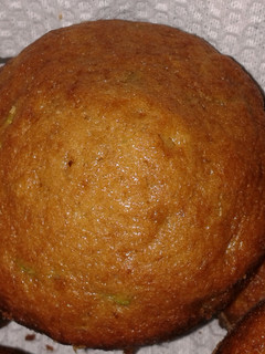 Una foto de Muffins de zucchini y piña