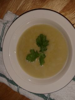 Una foto de Crema de guisantes al curry