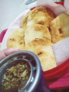 Una foto de Tortas fritas saladas!