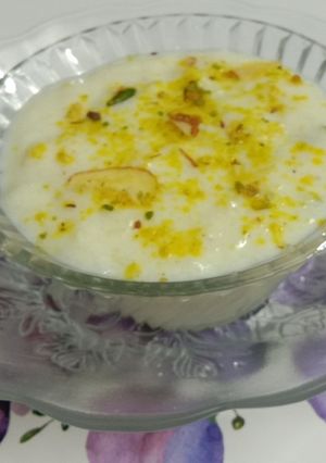 A picture of Ground Rice Pudding / Phirni.