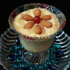 A picture of Custard Seviyan.