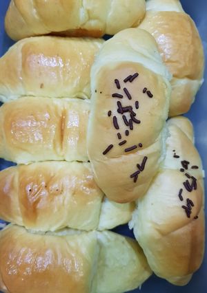 Foto resep Roti isi unti kelapa dan isi coklat